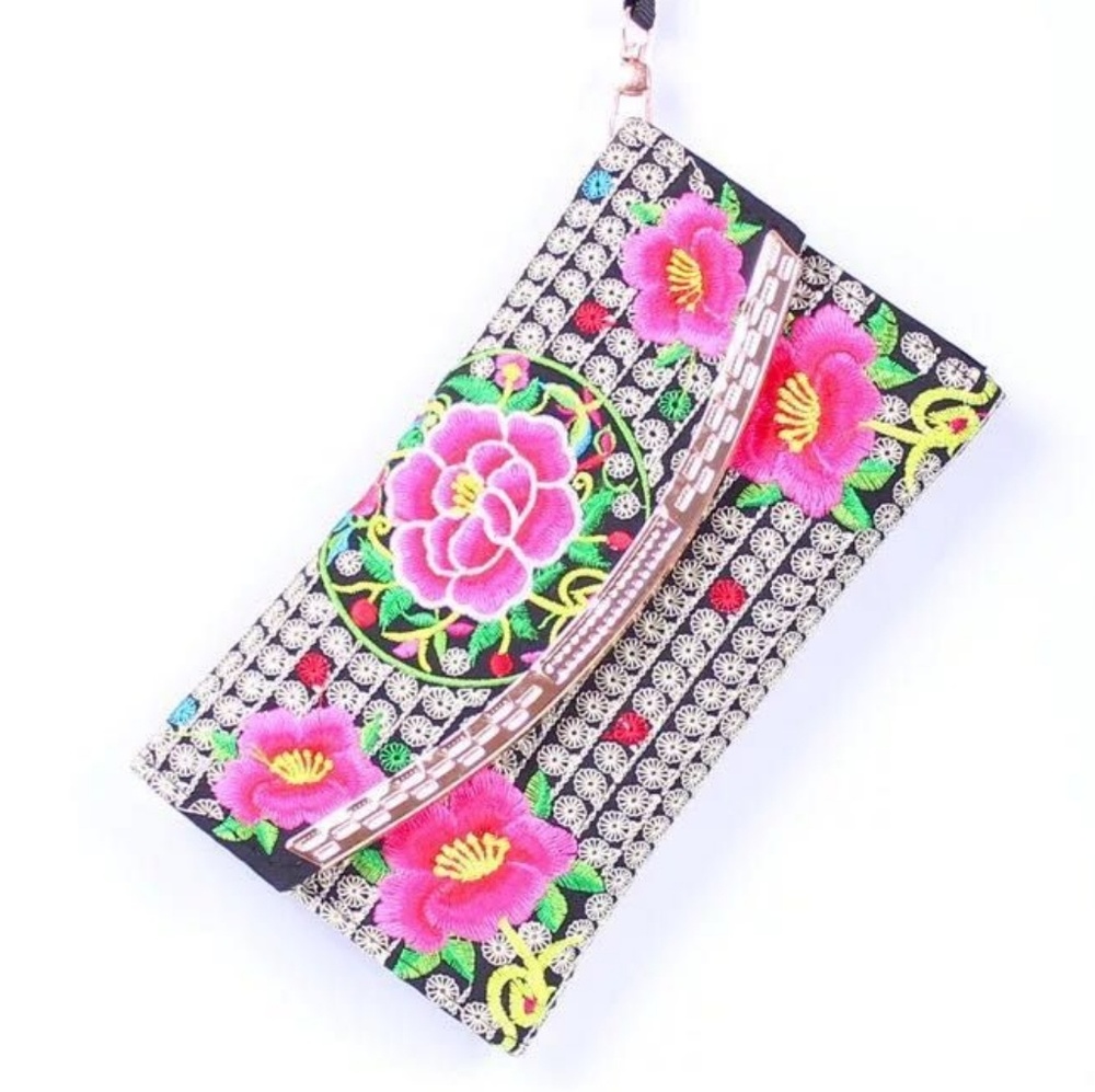 Cute embroiderer wallet / cross body - Picture 3 of 4